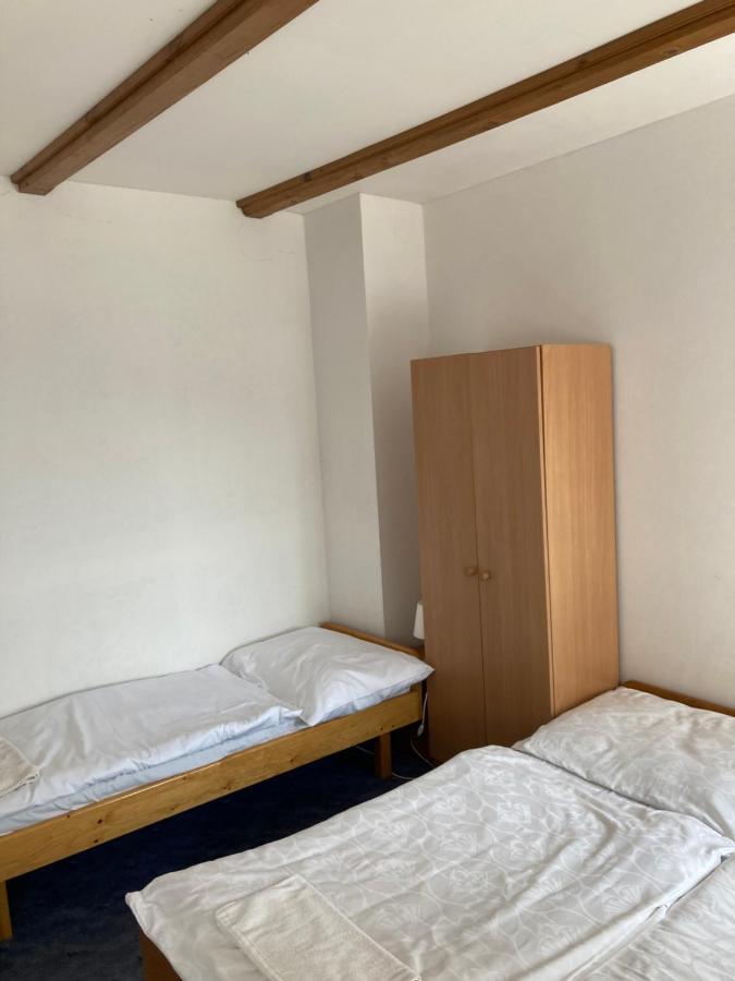 Chalupa A Apartmany Lojka Бенецко Екстер'єр фото